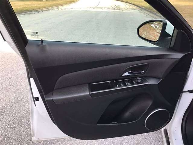 Chevrolet Cruze 2012 photo 9